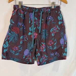 SAXX PINEAPPLE PRINT CANNONBALL SWIM TRUNKS. #saxx #cloth